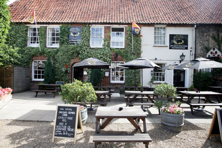 A photos of the front of the Bull Inn in walsingham, North Norfolk